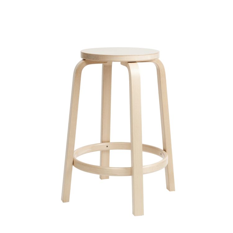 Bar Stool 64Bar Stool 64, ongemonteerd, poten in naturel gelakt berken zit in berken fineer in carry-away box (hoogte 65 cm)