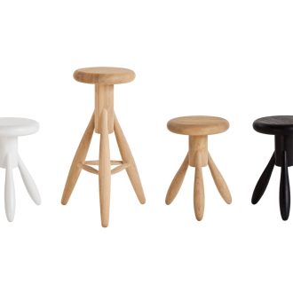 Rocket Bar StoolRocket Bar Stool, gezeept eiken zithoogte 73 cm