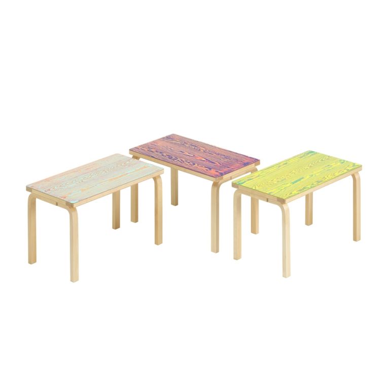 Bench 153B poten in Bench 153B poten in naturel gelakt berken zitgedeelte 72,5 x 40cm zit berken in dennenhout fineer ColoRing pink/purple, in carry away package