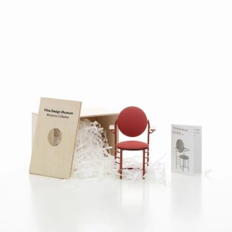 Miniatures Collection: Johnson Wax ChairJohnson Wax Chair - Miniatuur
