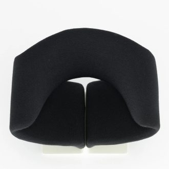 Miniatures Collection: Ribbon ChairRibbon Chair - Miniatuur