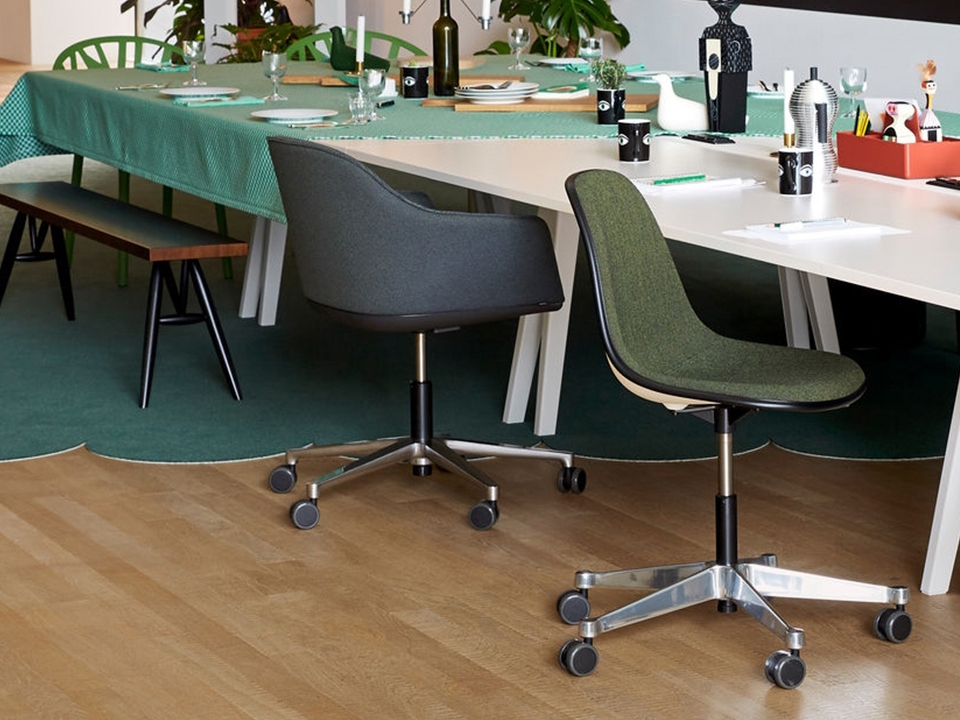 Eames Plastic Side Chair PSCCPSCC, aluminium gepolijst, wit