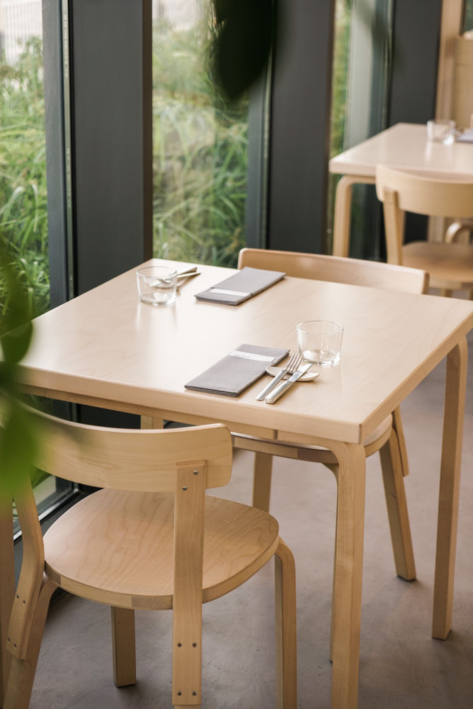 Chair 69Artek - Chair 69, naturel gelakt