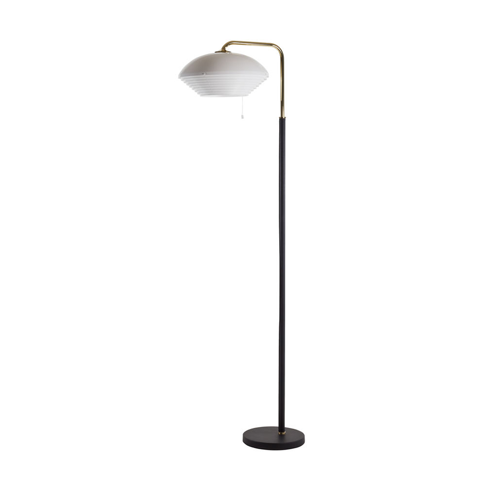 A811 Staande lampA811F Staande lamp messing EU