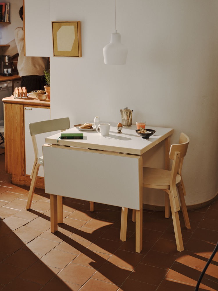 Tafel DL81C, klaptafelArtek TBDL81C Tafel DL81C berken 74cm