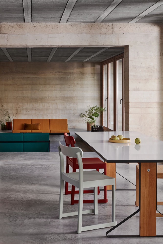 REB012, Kaari Table Artek REB012 Kaari Tafel 160x80cm