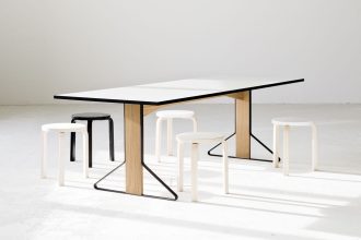 REB012, Kaari Table Artek REB012 Kaari Tafel 160x80cm