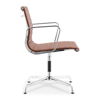 Aluminium Chair EA 107Aluminium Chair EA 107, verchroomd, cognac, niet draaibaar