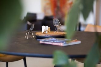 Miniatures Collection: Plywood ElephantElephant Plywood - Miniatuur