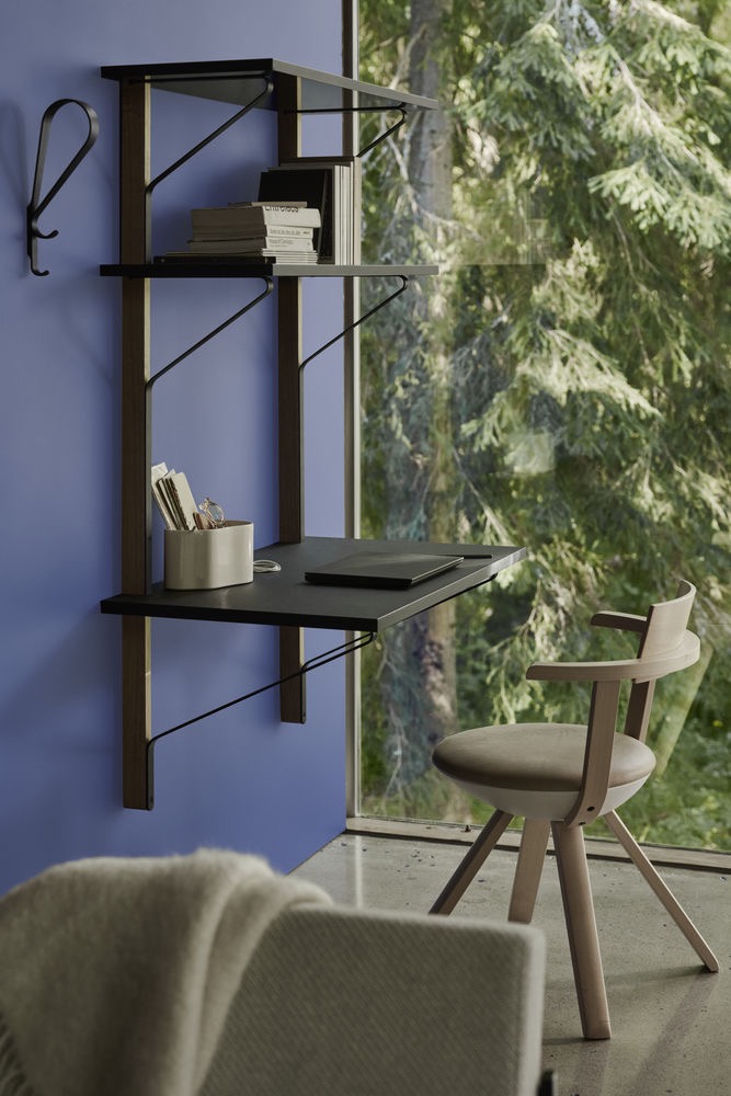 REB 010 Kaari Shelf with deskREB 010 Kaari Shelf met bureau