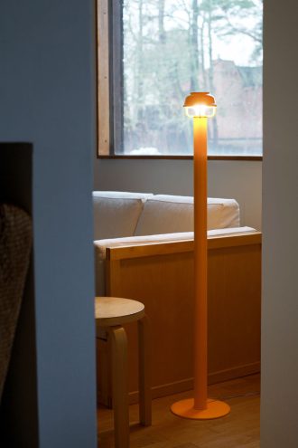 Kori Floor Light oranje (EU-versie)Kori Floor Light oranje EU