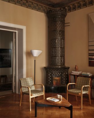 A45 Armchair 45A45 Armstoel 45