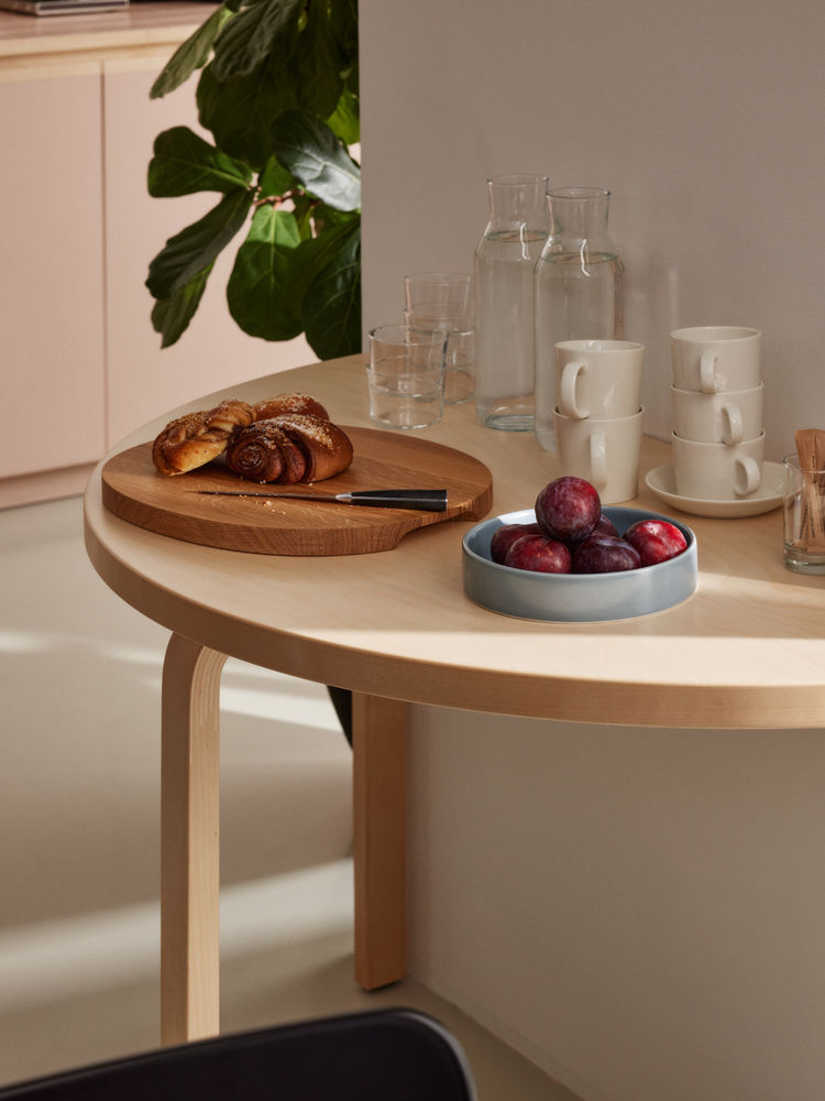 Table 96, half-roundTB96 Tafel 96 berken 74 cm (VS)