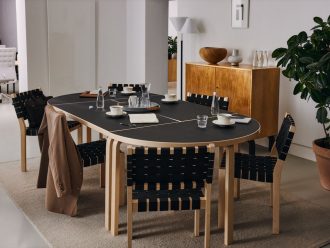 Table 96, half-roundTB96 Tafel 96 berken 74 cm (VS)