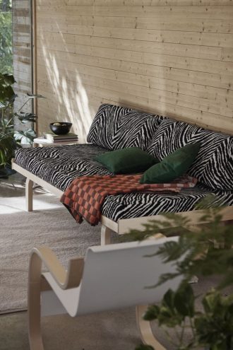 Day Bed 710Artek Day Bed 710