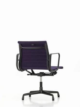 Aluminium Chair EA 132Aluminium Chairs EA132 - hopsak nude/ivory
