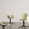 Eames Fiberglass Armchair DALEames Fiberglass Armchair DAL - Zwart - Parchment/Checker