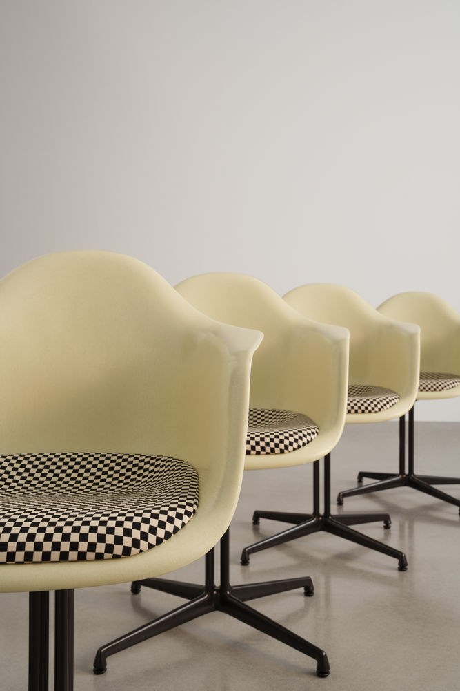 Eames Fiberglass Armchair DALEames Fiberglass Armchair DAL - Zwart - Parchment/Checker