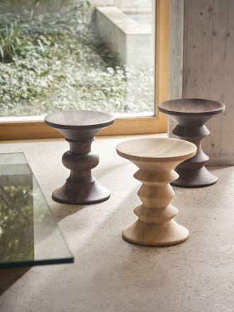 Eames Stool, Model CEames Stool C donker walnotenhout