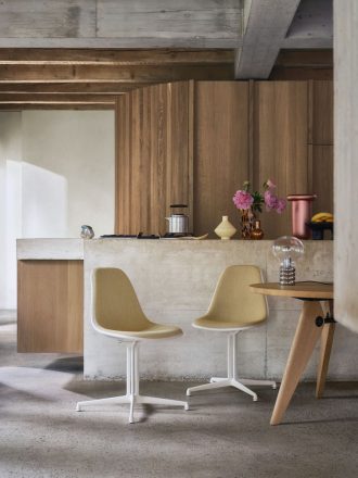 Eames Fiberglass Side Chair DSLEFC DSL Fiberglass Side Chair (n.h.)