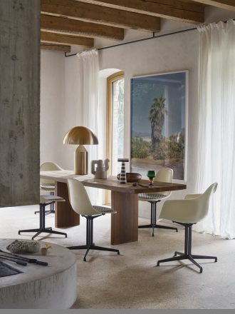 Eames Fiberglass Side Chair DSLEFC DSL Fiberglass Side Chair (n.h.)