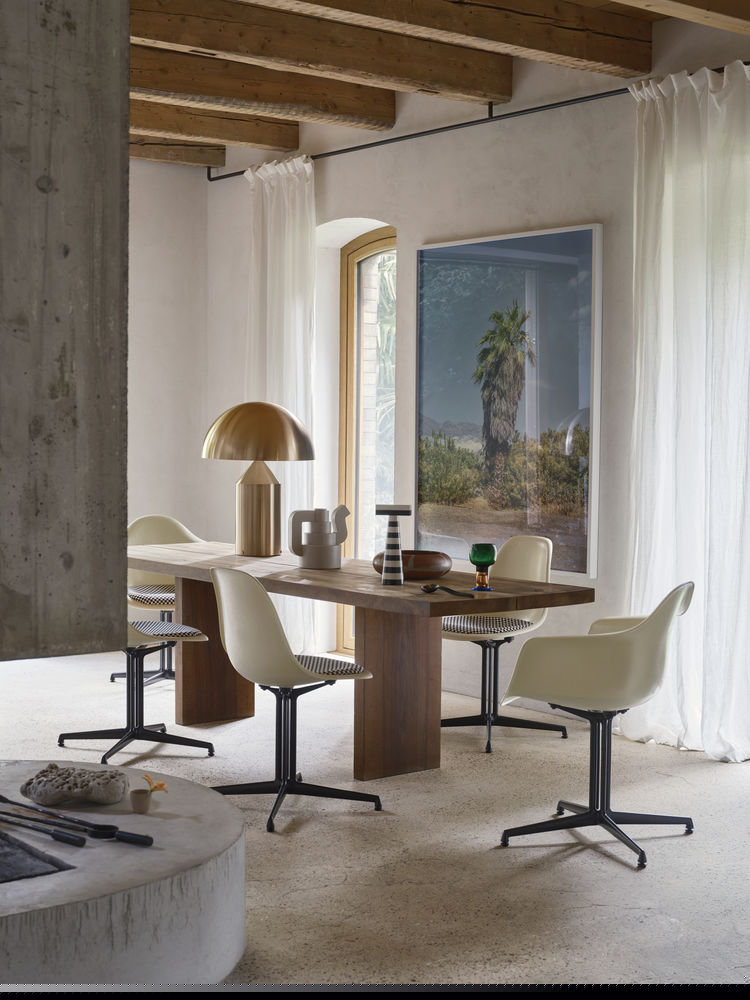 Eames Fiberglass Side Chair DSLEFC DSL Fiberglass Side Chair (n.h.)