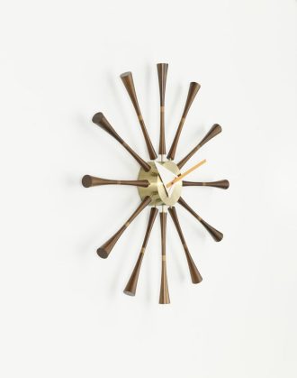 Spindle ClockSpindle Clock - walnoten/aluminium