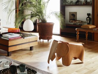 Eames ElephantEames Elephant - Plywood, Amerikaans kersen - limited edition