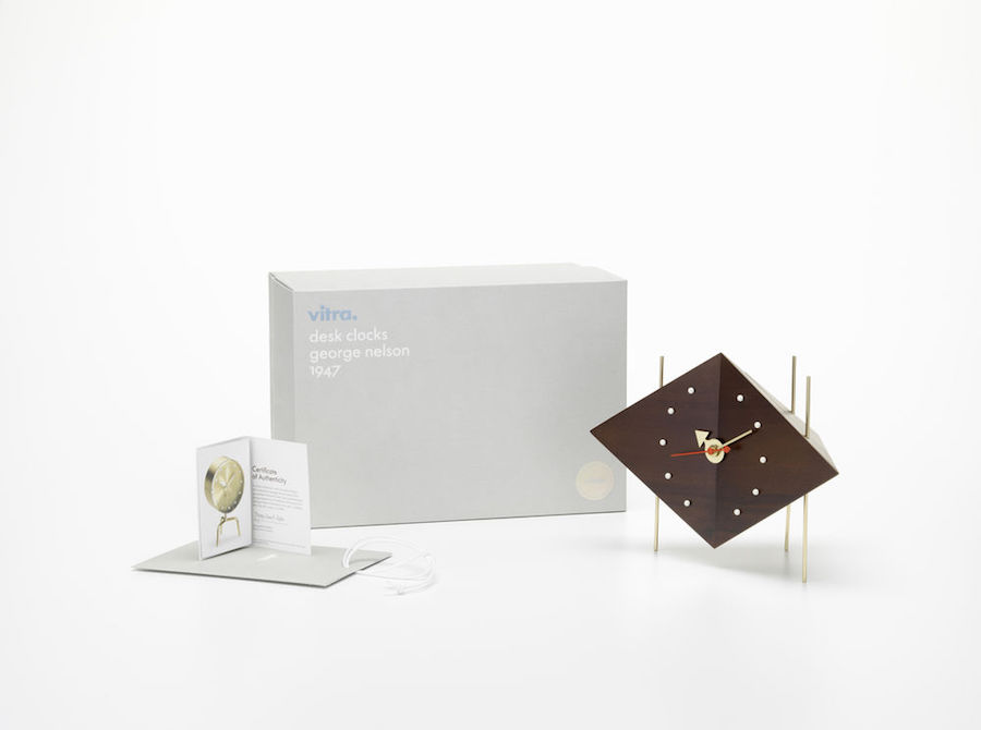 Diamond Clockdiamond clock, massief walnotenhout