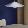 Kori Pendant Light with Dune ShadeKori Pendant Light gegolfde kap - wit