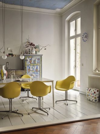 Eames Plastic Armchair DALEAS DAL Plastic Armchair (nieuwe hoogte)