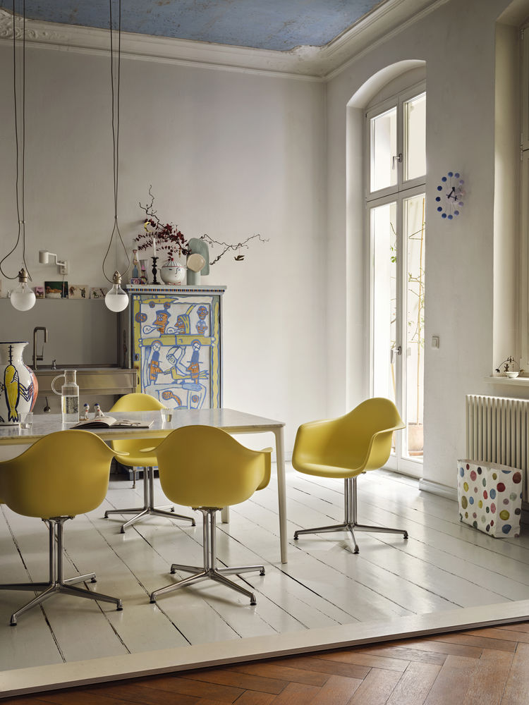 Eames Plastic Armchair DALEAS DAL Plastic Armchair (nieuwe hoogte)