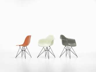 Eames Fiberglass Side Chair (DSR)Vitra - Eames Fiberglass Side Chair DSR - light ochre - chrome