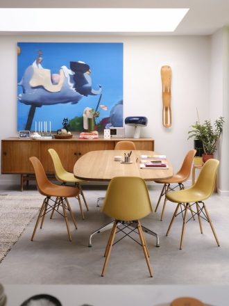Eames Fiberglass Side Chair (DSR)Vitra - Eames Fiberglass Side Chair DSR - light ochre - chrome