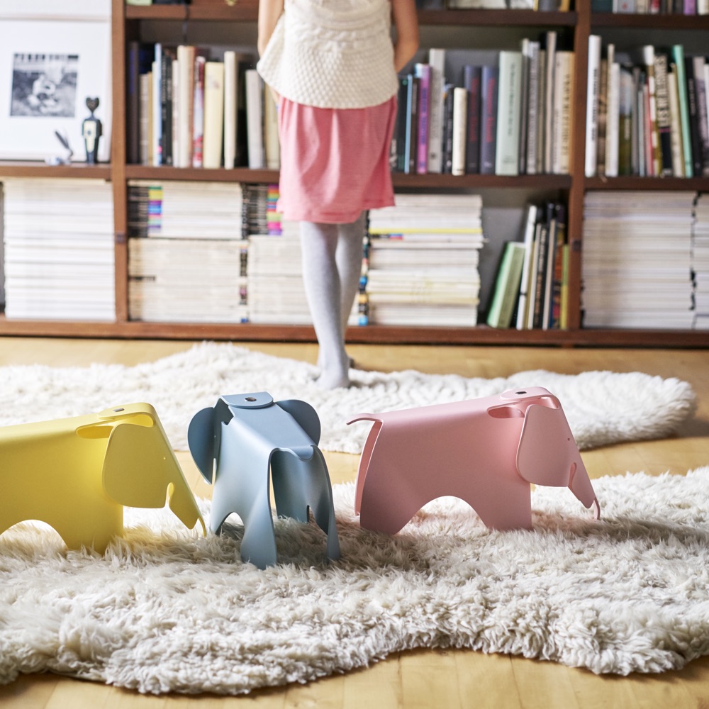 Eames Elephant small, sky blue REEames Elephant small, sky blue RE